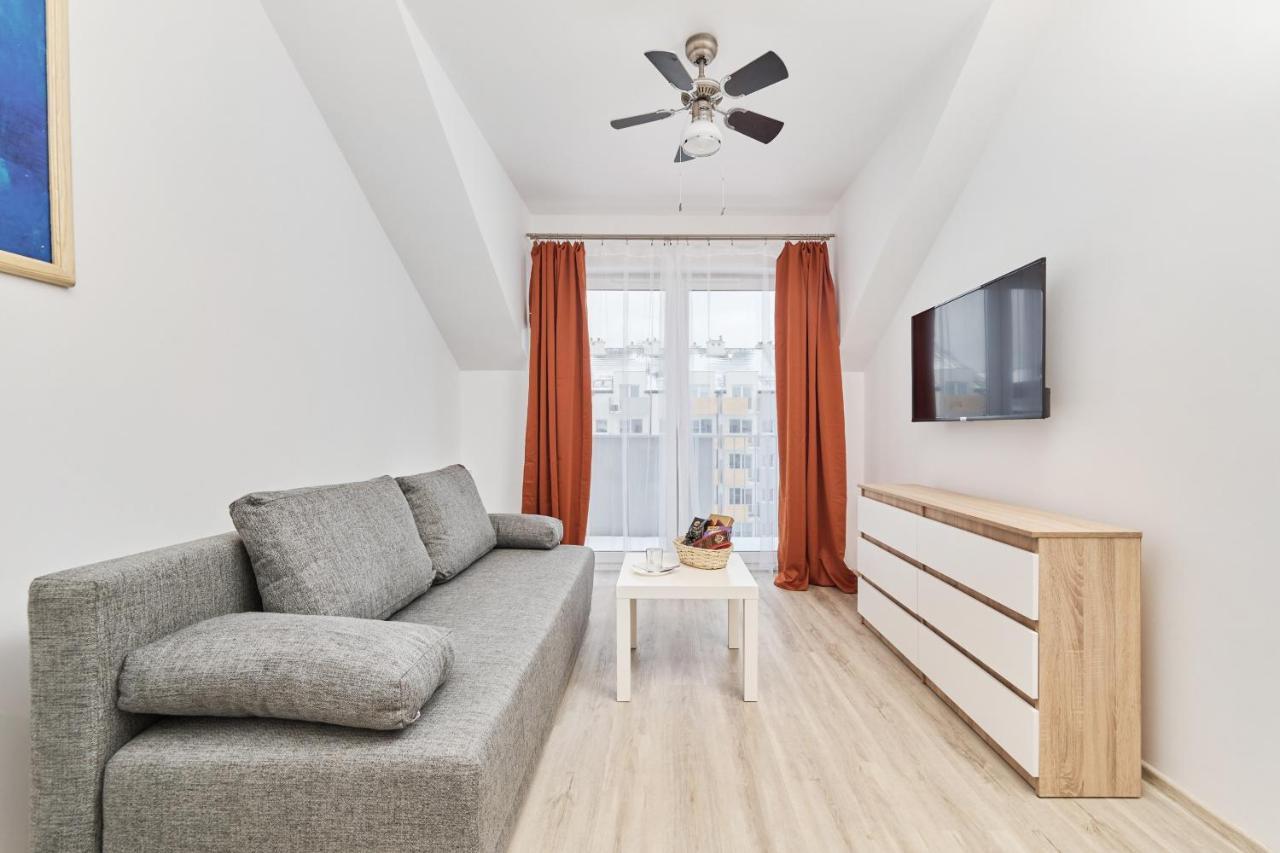 Drabika Balcony & Private Parking By Renters